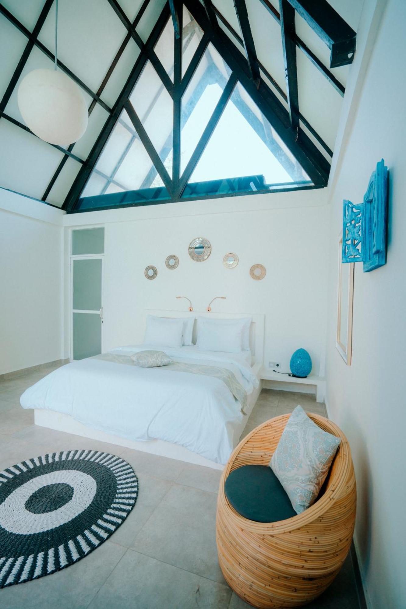 Atties Villa Gili Air Exterior photo
